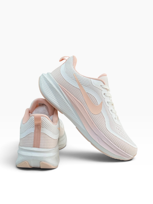 Nike ladies sports shoe pink