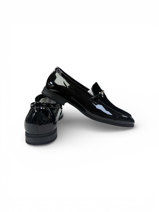 Glossy Patent Shoe