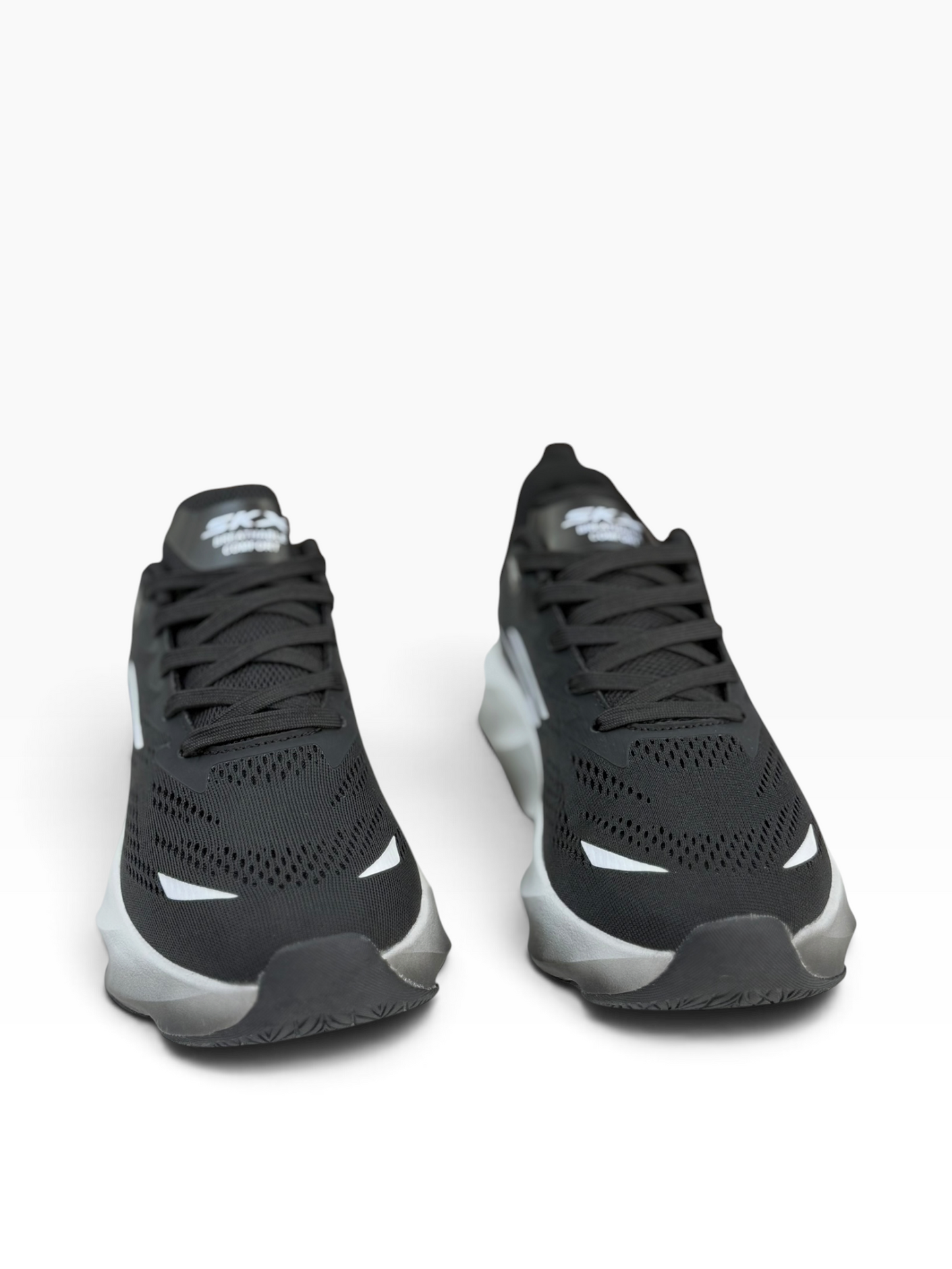 Skechers Aero Burst Black & White