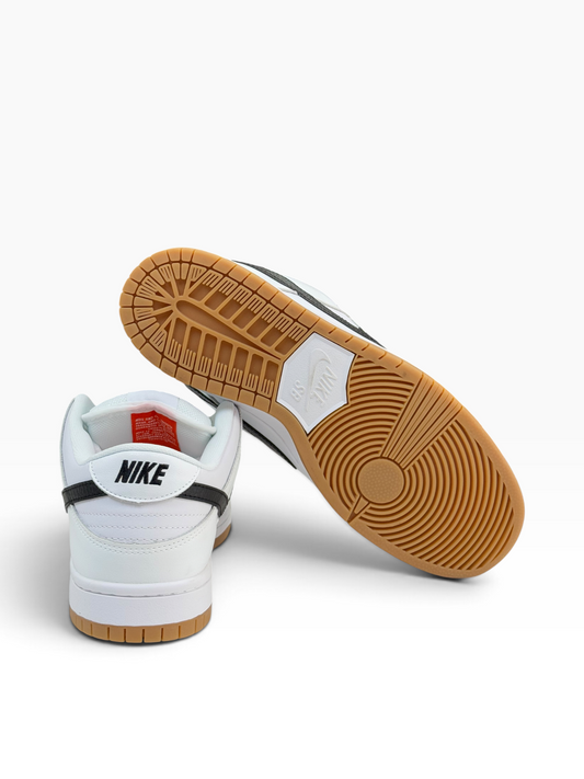 Nike SB Dunk Low Pro "White Gum"