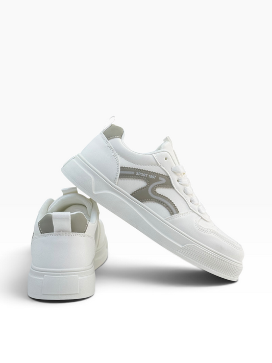Fashion Men White Beige Logo Sneaker