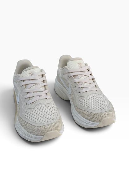 Nike ladies sport shoe beige