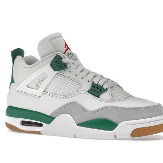 Air Jordan 4 Retro PineGreen SB