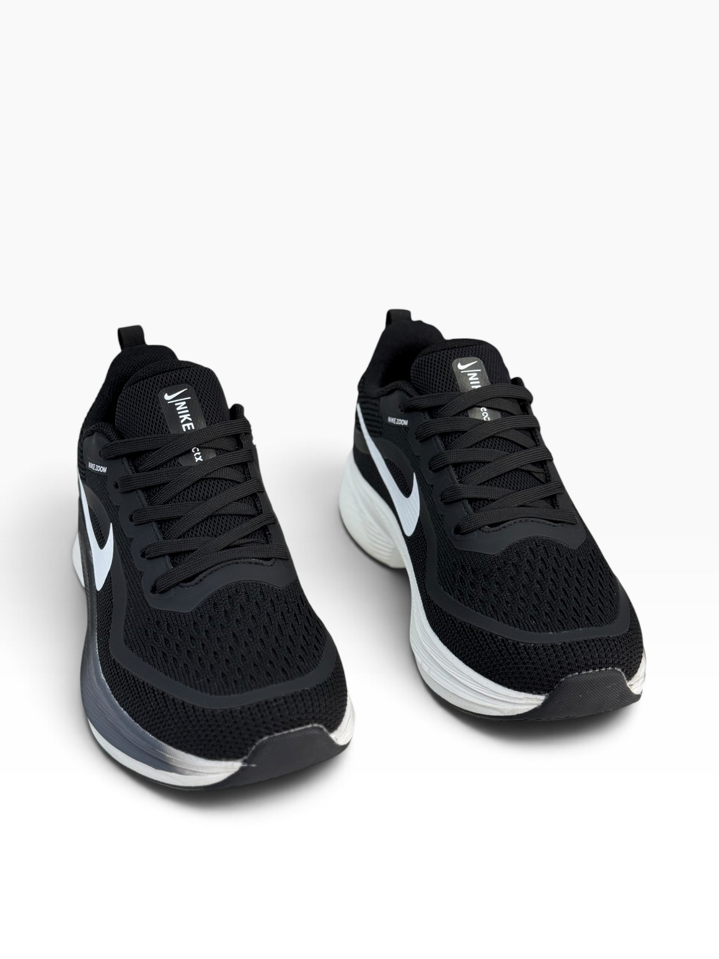 Nike Ladies Sports Shoe Black And White
