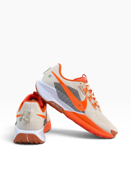 Nike Pegasus Trail 5 orange