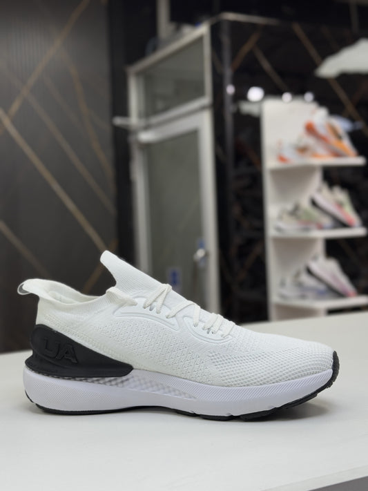 Under Armour Phantom Black Heel