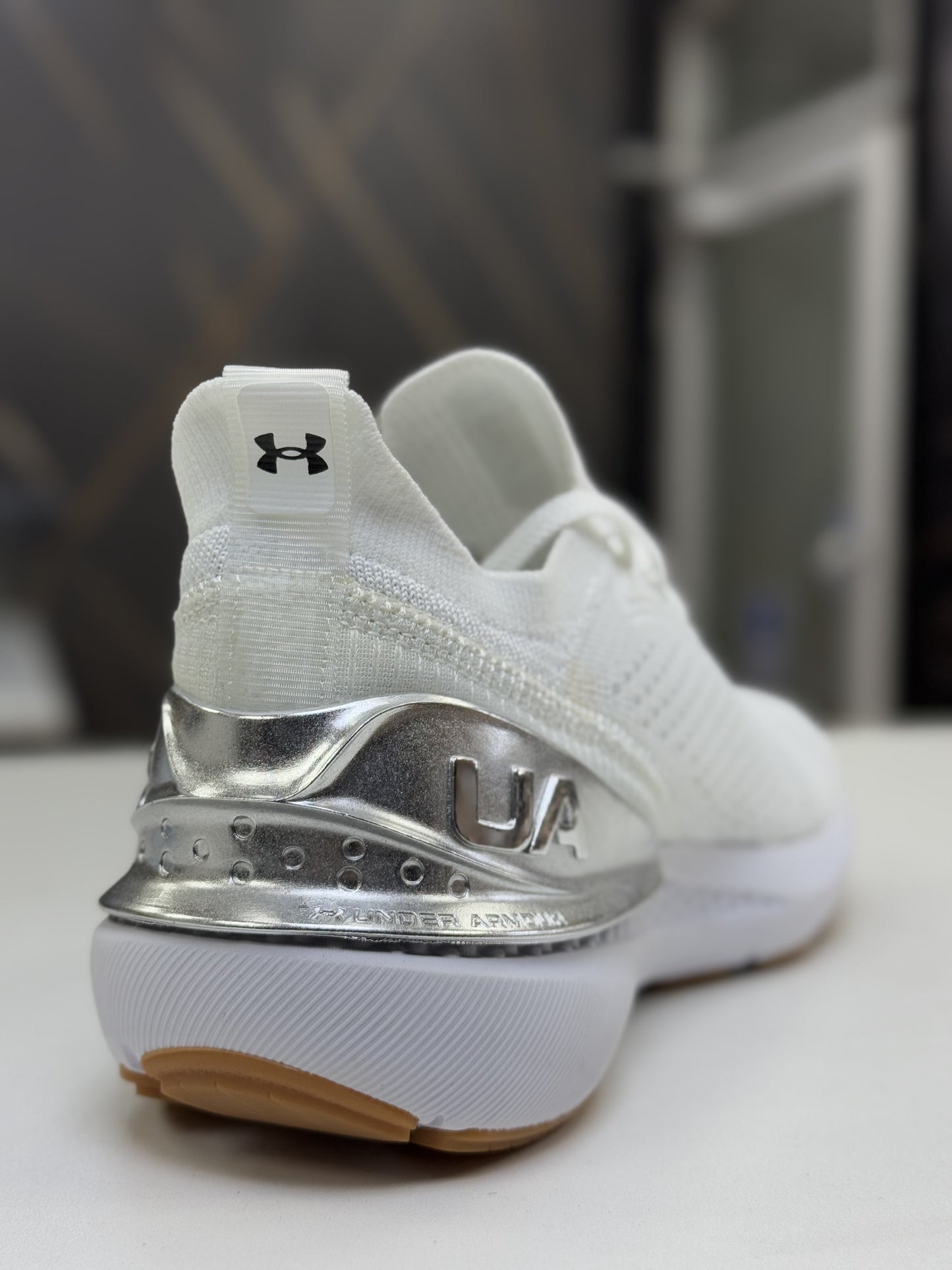 Under Armour Phantom Silver Heel