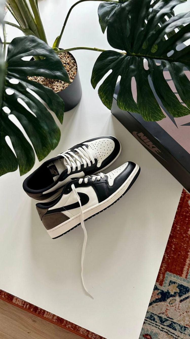 Air Jordan 1 Low Dark Mocha