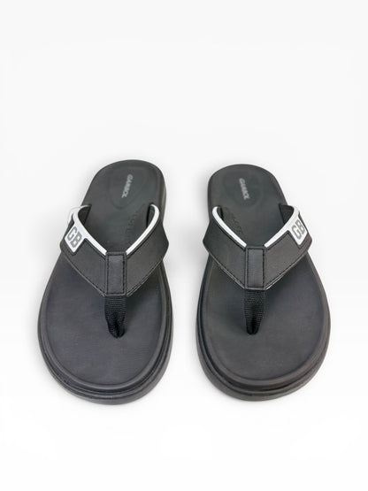 Gambol Two Strap- Black&White