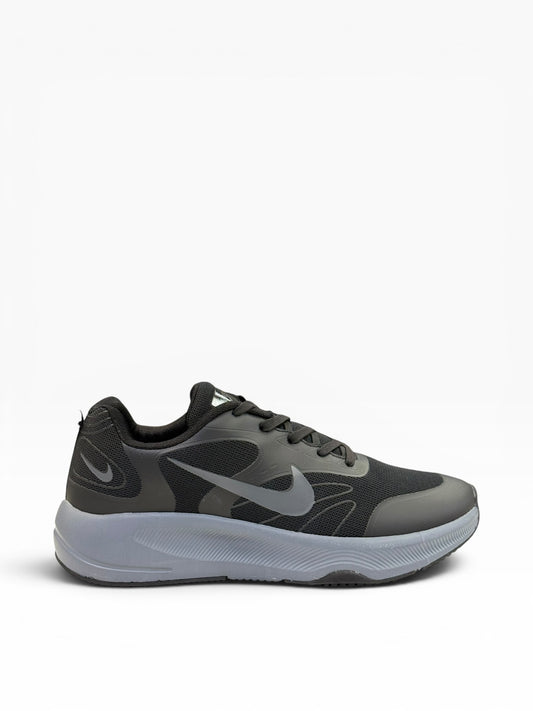Nike Bigfoot Black