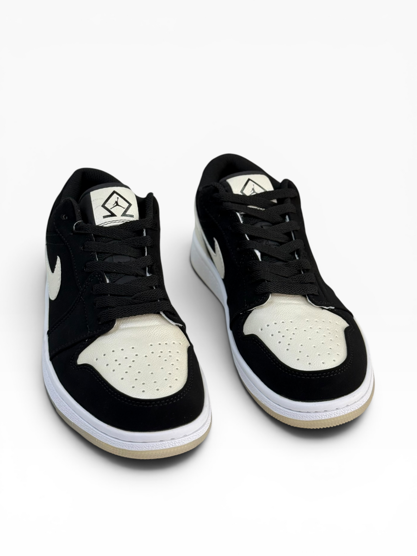 AirJordan 1 low Diamond Sneaker