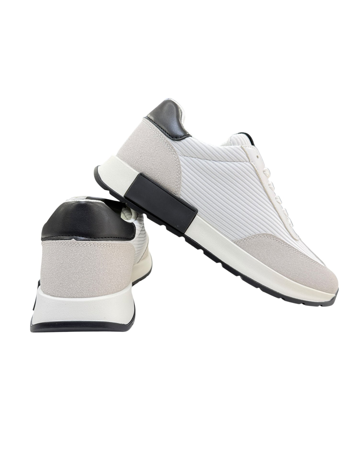Liberte Casual Shoe White42