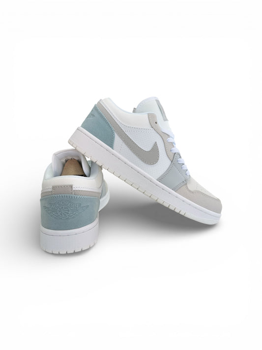 Ladies Aj1 Low 'Paris'38