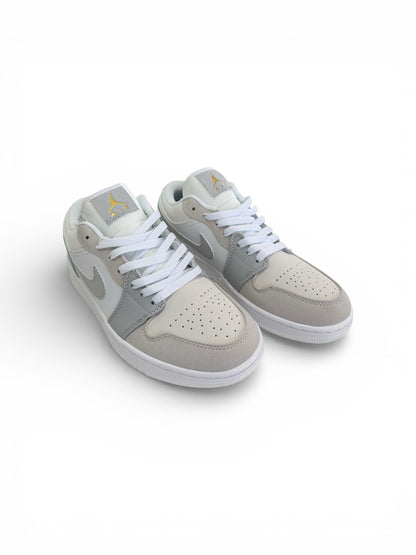 Ladies Aj1 Low 'Paris'38